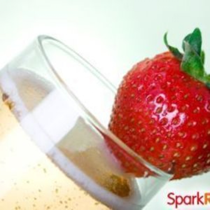 Strawberry Champagne Punch Recipe